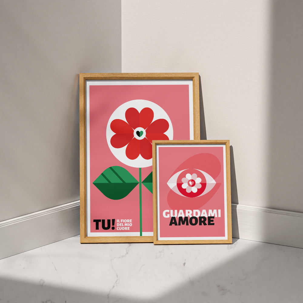 Poster guardami amore con grafica moderna rosa e occhio stilizzato con fiore al centro stampa d arte pop e minimalista.