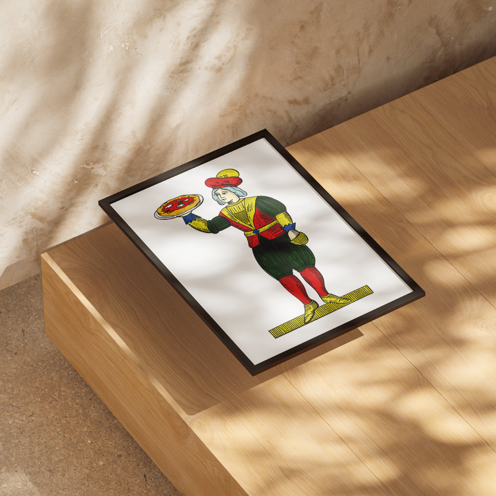 Rivisitazione illustrata dell 8 di denari delle carte napoletane Modiano, con figura femminile che regge una pizza.