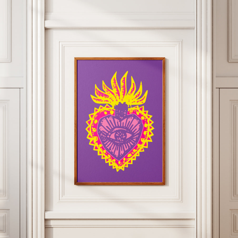 Un icona senza tempo che rinasce in chiave pop questo poster reinterpreta il Sacro Cuore attraverso colori audaci e un linguaggio grafico contemporaneo fondendo spiritualita simbolismo e cultura visiva moderna in un’immagine potente e magnetica.