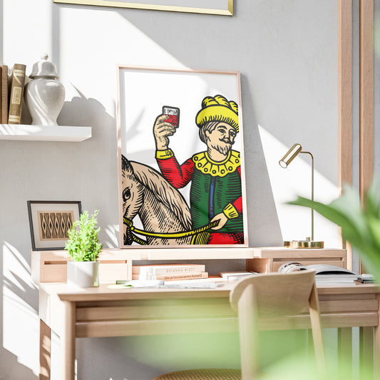 Cavallo di denari delle carte napoletane Modiano rivisitato con cavaliere che regge un bicchiere di negroni.
