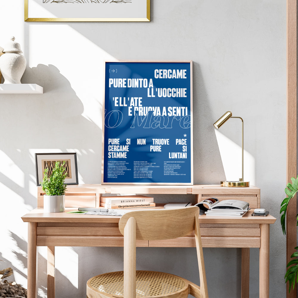 Poster Napoli design con il testo della canzone Arrecria di Fabio Canciello. Stampa artistica tipografica dedicata al mare di Napoli e alla cultura partenopea, perfetta come quadro moderno per arredare casa o ufficio.