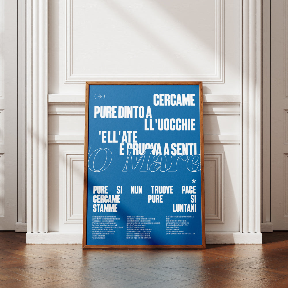 Poster Napoli design con il testo della canzone Arrecria di Fabio Canciello. Stampa artistica tipografica dedicata al mare di Napoli e alla cultura partenopea, perfetta come quadro moderno per arredare casa o ufficio.
