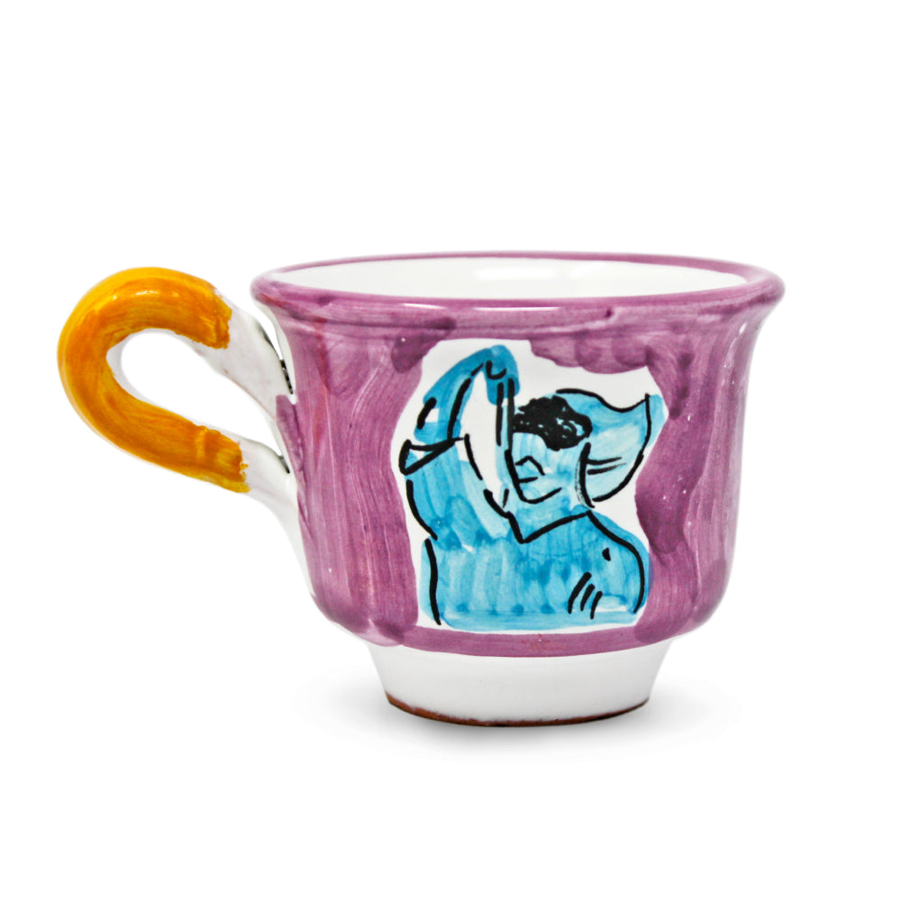 Tazzina Pulcinella con spaghetti in ceramica artigianale napoletana dipinta a mano tazzina da caffe Pil Pil Design Partenopeo in terracotta smaltata idea regalo originale Napoli.