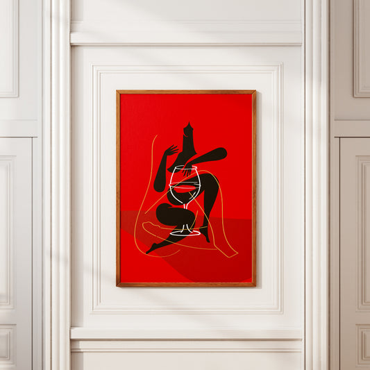 Poster Red Wine Woman con silhouette femminile astratta nera e grande bicchiere di vino bianco su sfondo rosso intenso, illustrazione minimal e decorativa per soggiorno o enoteca.